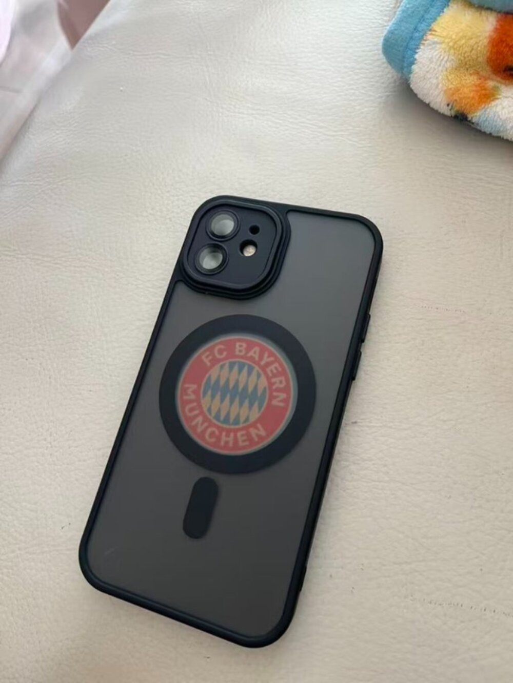 Bayern Munich Magnetic Frosted iPhone Case